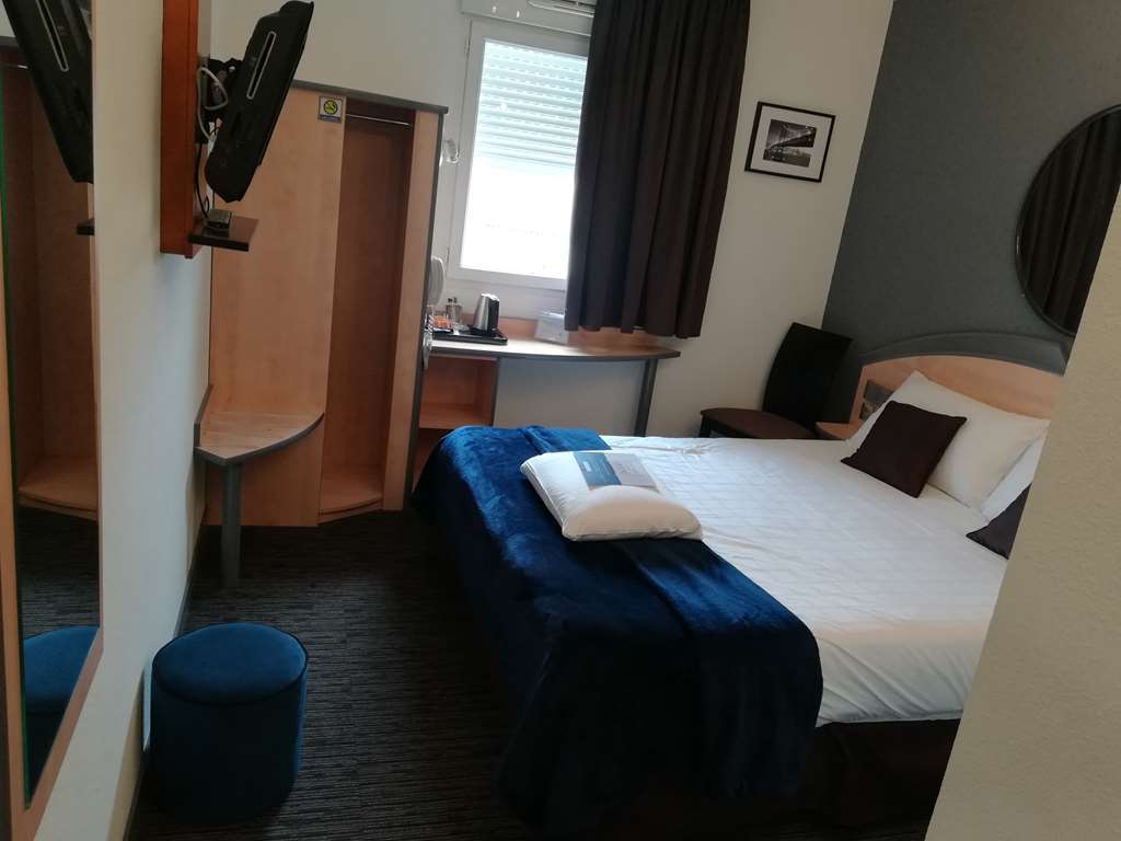 Hotel Kyriad Brive Ouest Δωμάτιο φωτογραφία